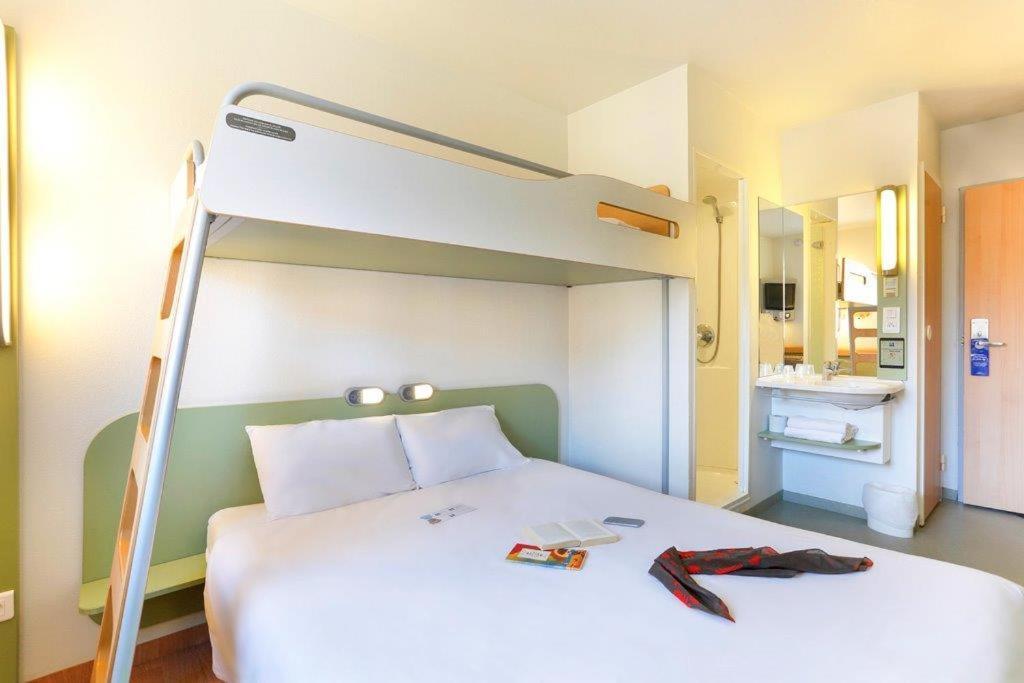 Ibis Budget Biarritz - Anglet Buitenkant foto